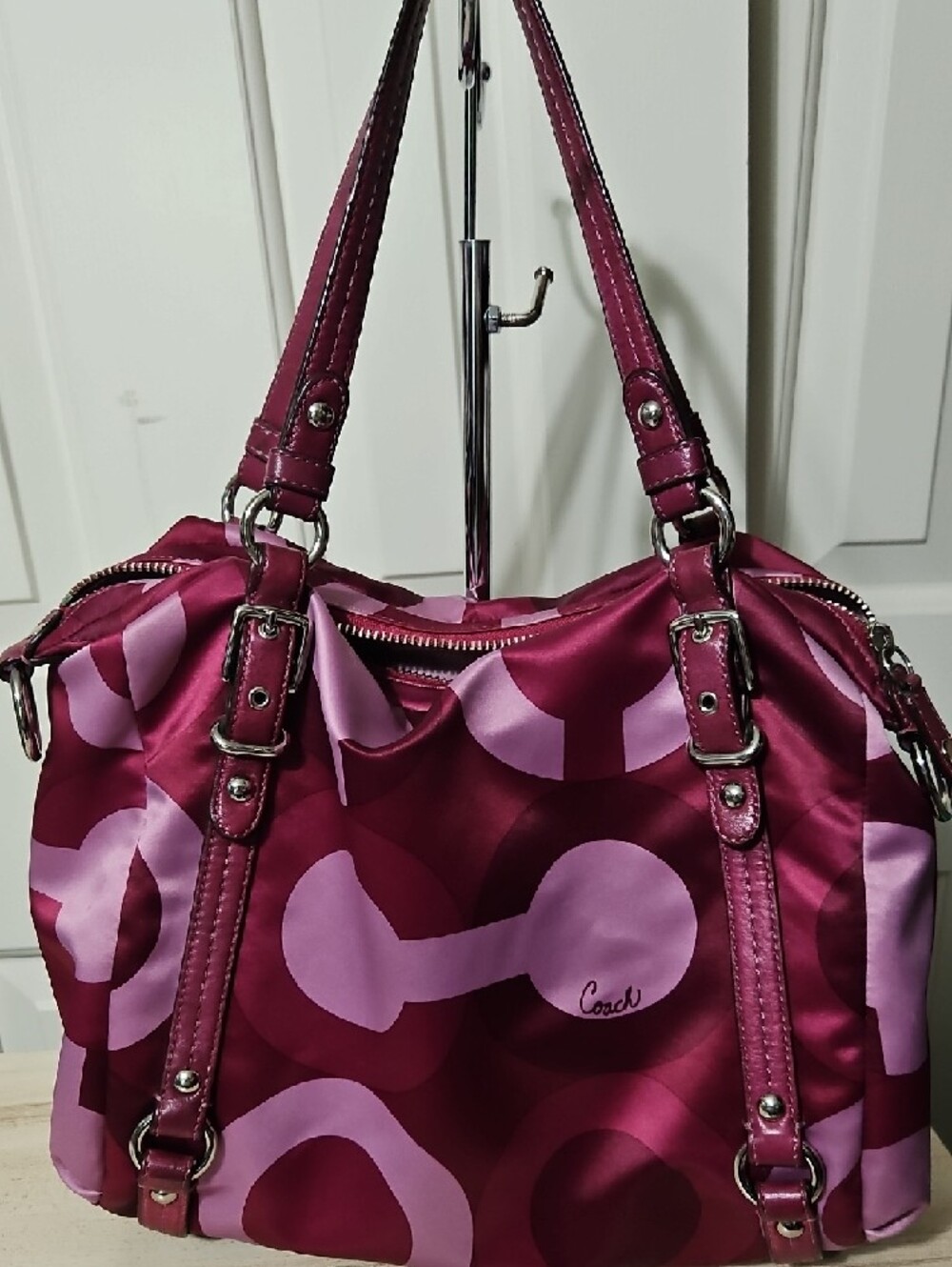 Coach EUC Op Art Riley Pink and Magenta Satin Satchel Shoulder Bag - Picture 2 of 12